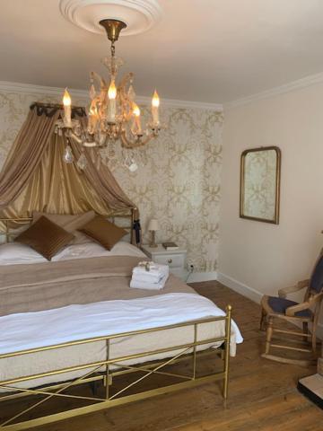 Bed and Breakfast Les Lauriers Peyrat-de-Bellac Экстерьер фото